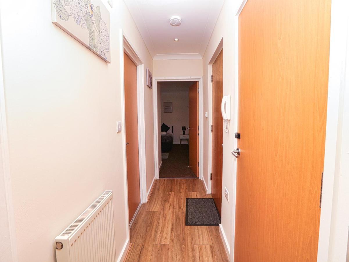 Surespring Apartment Erith Екстериор снимка