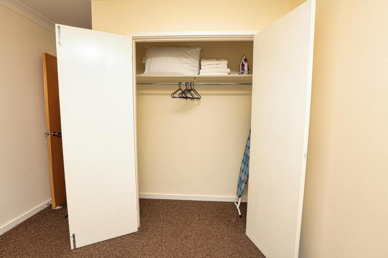 Surespring Apartment Erith Екстериор снимка