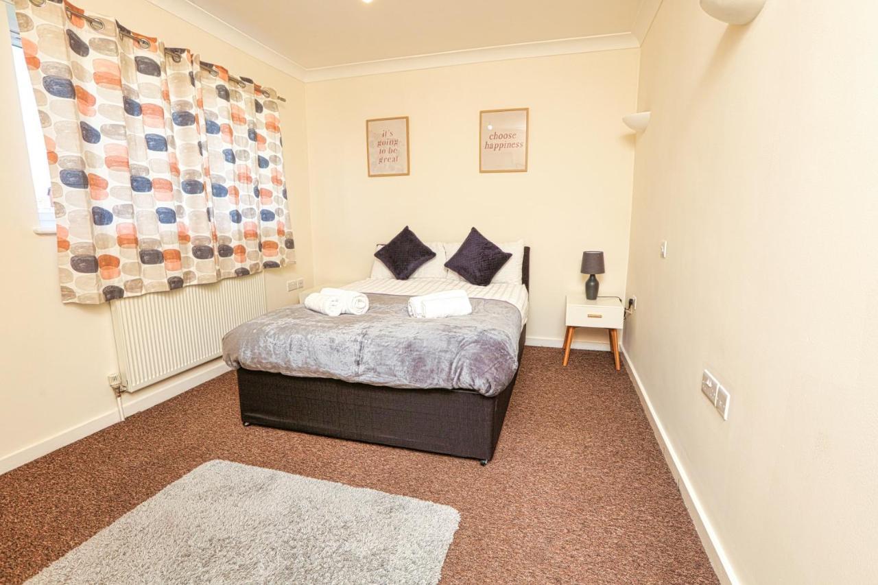 Surespring Apartment Erith Екстериор снимка