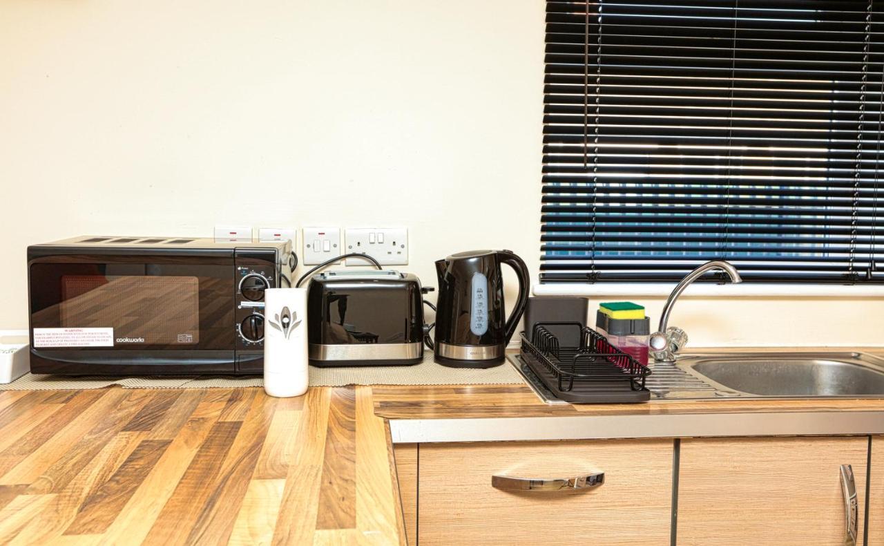 Surespring Apartment Erith Екстериор снимка
