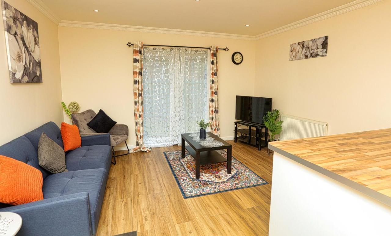 Surespring Apartment Erith Екстериор снимка